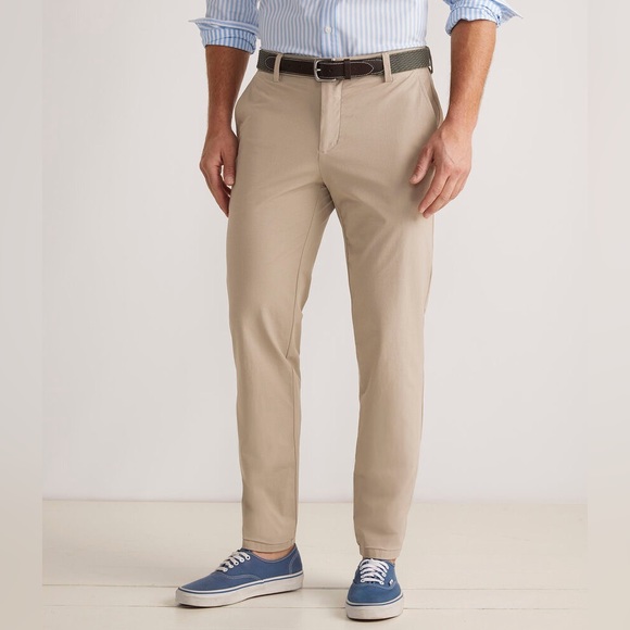 Vineyard Vines On the Go Khaki Pants - Picture 13 of 13